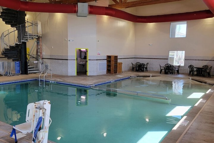 Pool 13 of 76