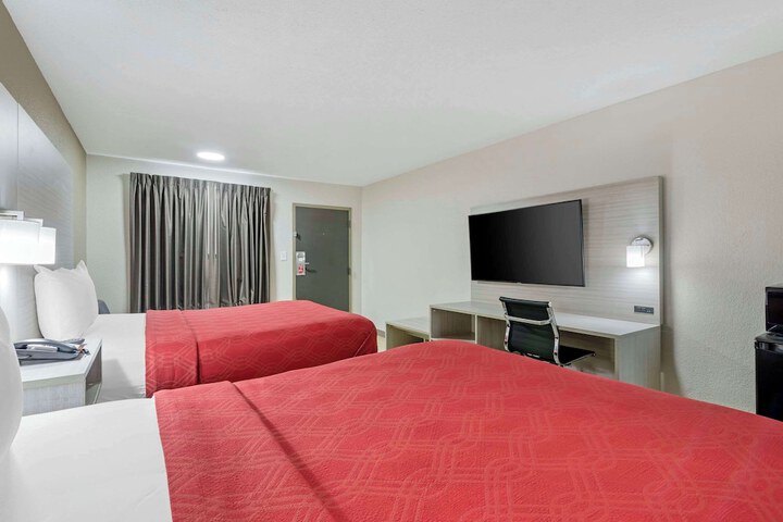 Room 22 of 29