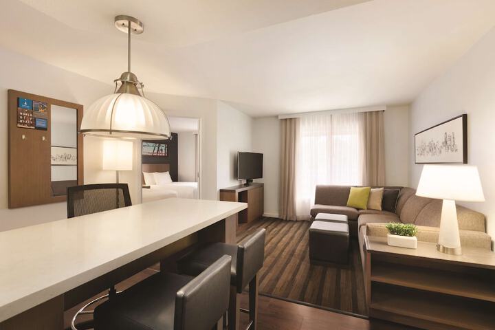 Room 22 of 34
