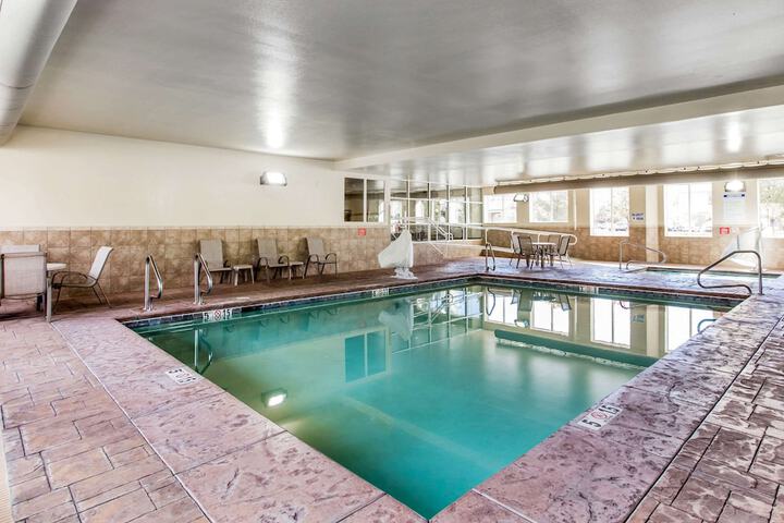 Pool 5 of 30