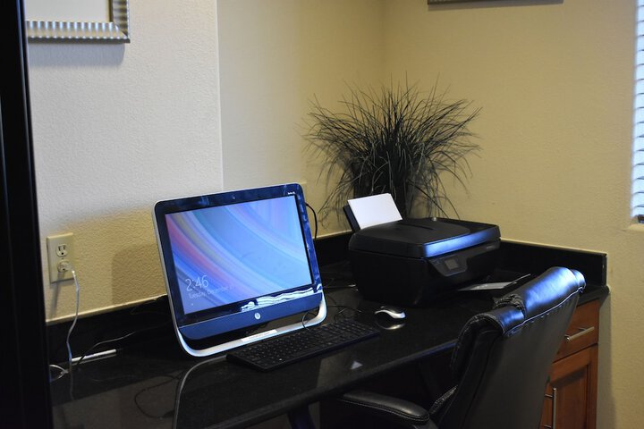 Holiday Inn Express & Suites Silt-Rifle by IHG