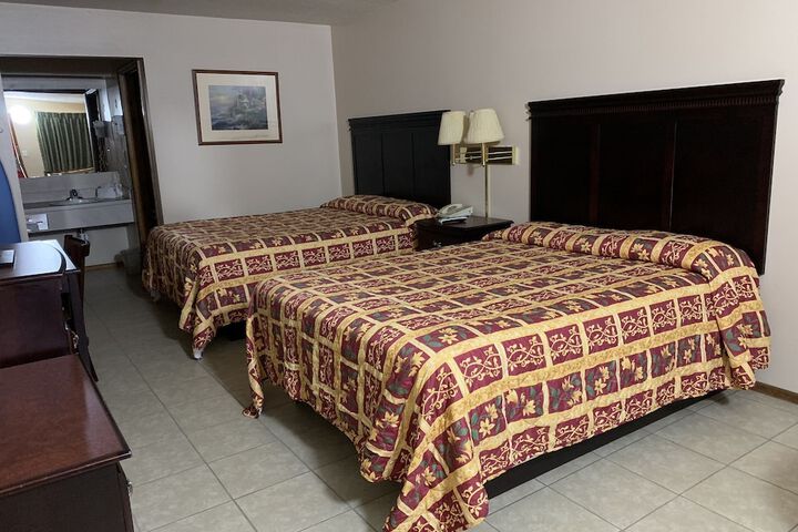 Room 12 of 21