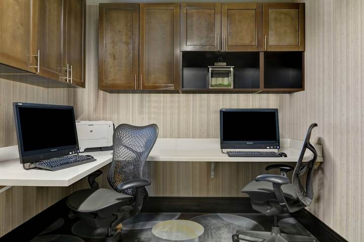 Hilton Garden Inn Fayettevile