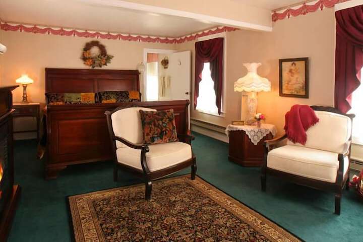 Room 12 of 40