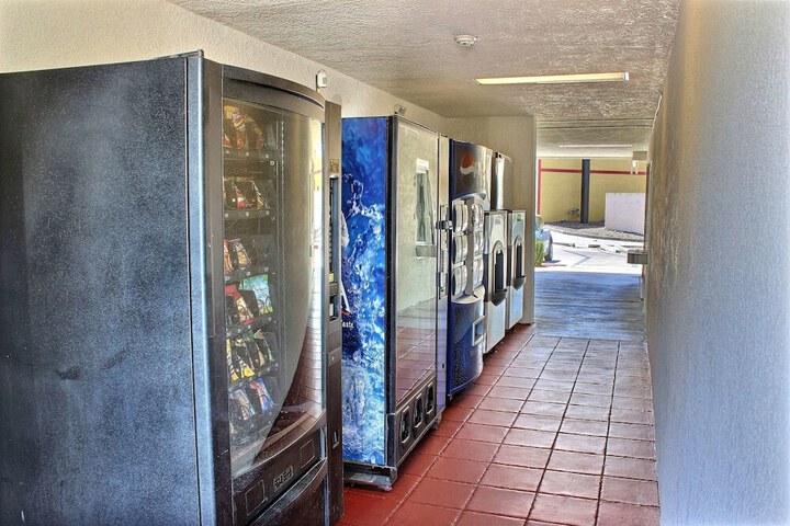 MOTEL 6 PASO ROBLES