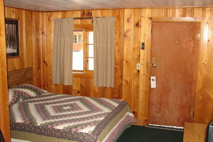 Room 53 of 89