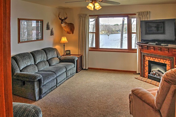 Cozy Balsam Lake Home: Deck Private Dock + Kayaks