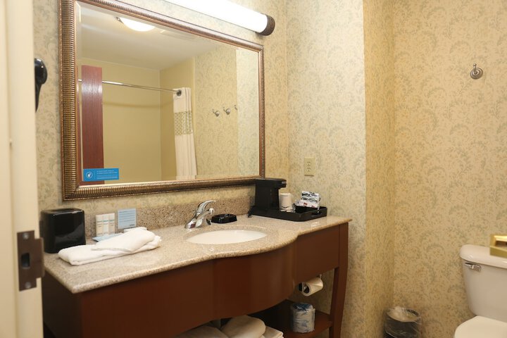 Room 13 of 41