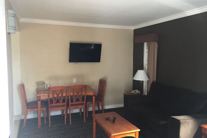 Room 30 of 51