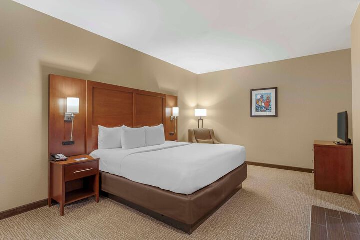Room 49 of 80