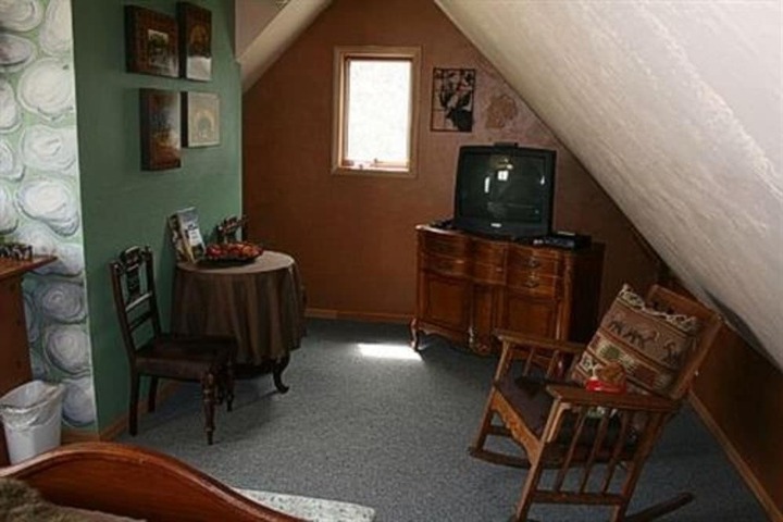 Room 41 of 56