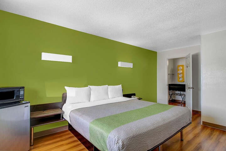 Room 21 of 41