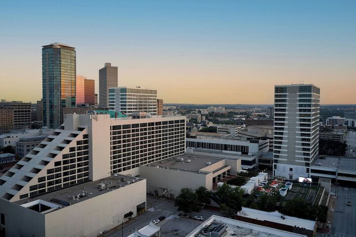 The Worthington Renaissance Fort Worth Hotel