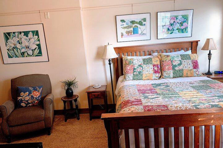 Room 53 of 70