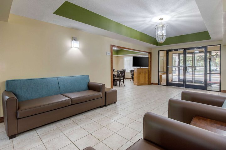 Quality Inn Kingstree North