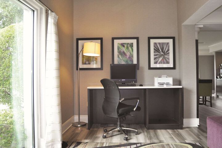 Business Center 100 of 102
