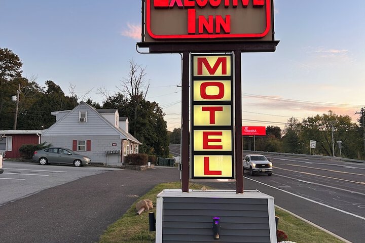 Executive Inn Coopersburg
