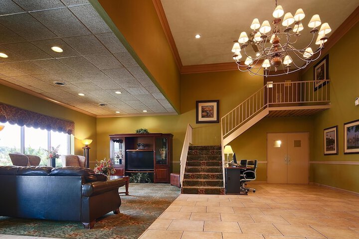 Hotel Interior 5 of 18