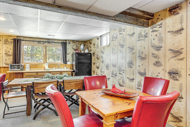 Lakefront Home w / Private Beach in Rhinelander!