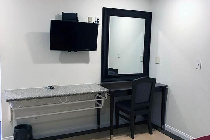 Room 37 of 46
