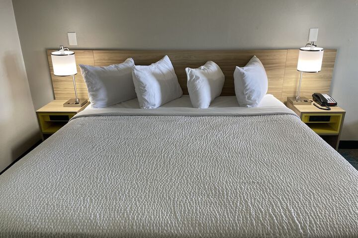 Room 40 of 50