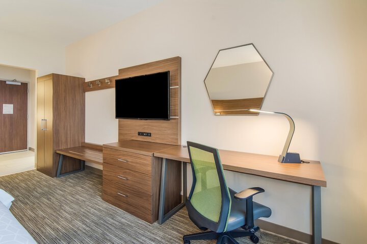 Holiday Inn Express and Suites Asheboro by IHG