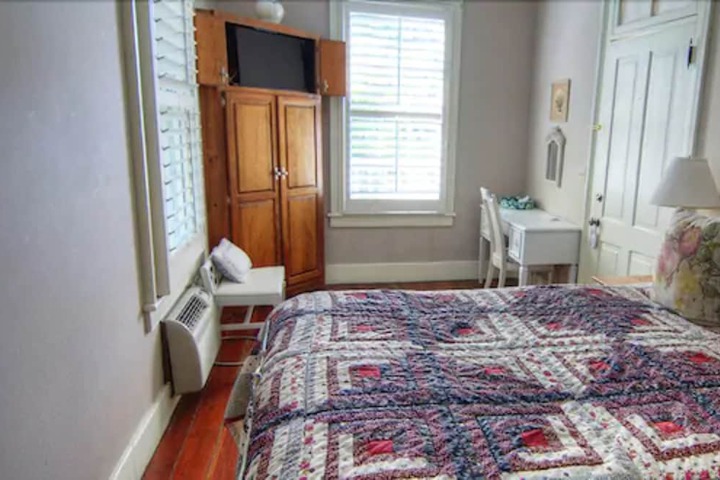 Room 7 of 58