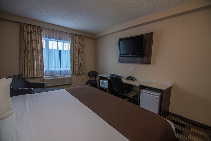 Room 34 of 80