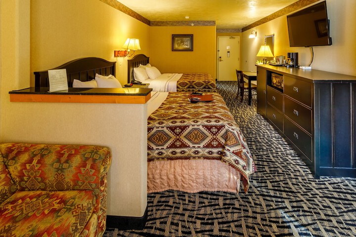 Room 35 of 53