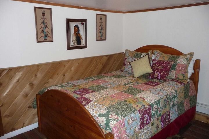 Room 9 of 21