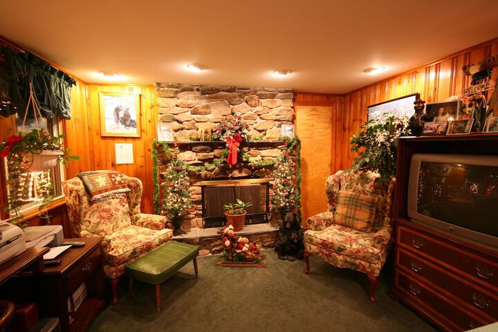 Hotel Interior 15 of 94