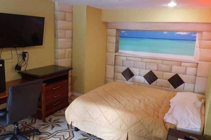 Room 5 of 14