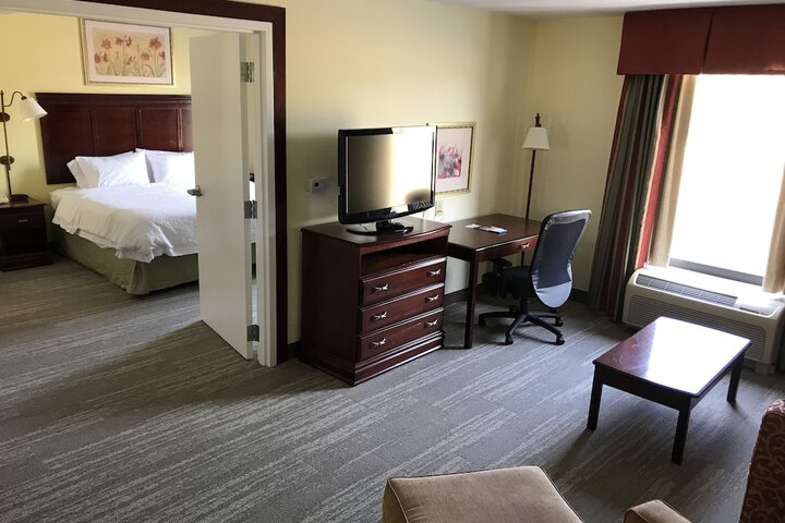 Hampton Inn & Suites Lamar