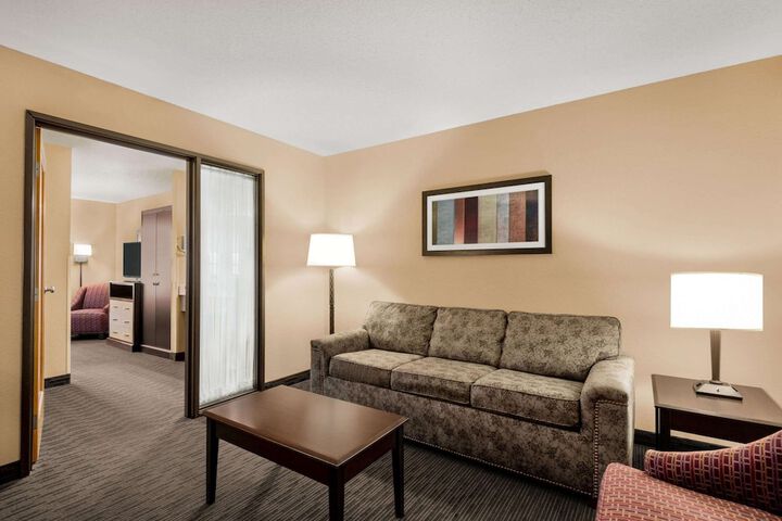 Room 45 of 63