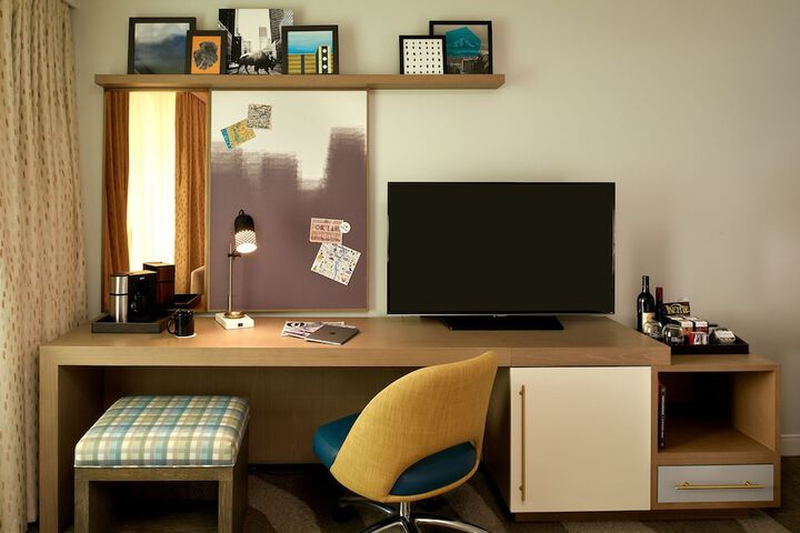Room 13 of 61