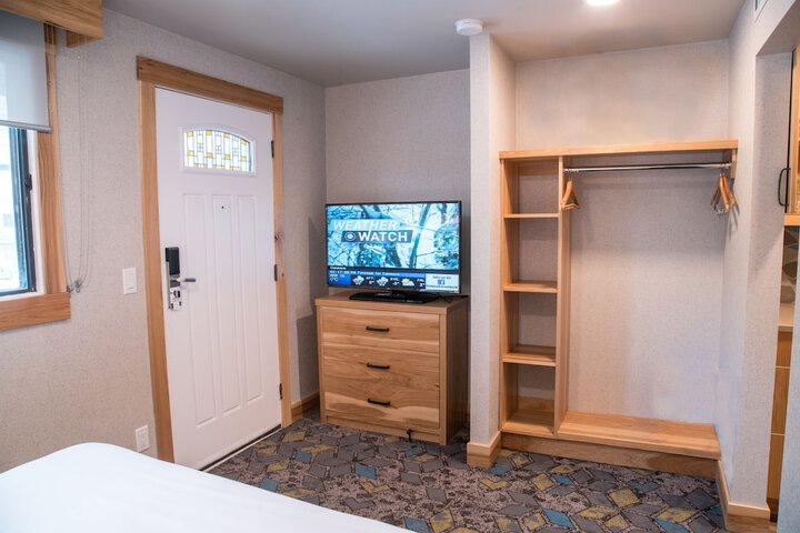 Room 78 of 95