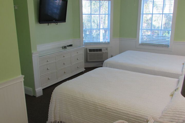 Edison Beach House