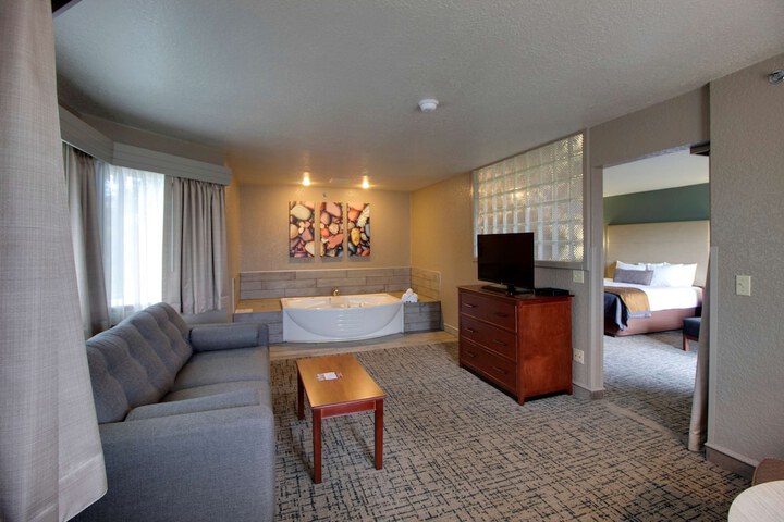 Room 40 of 80