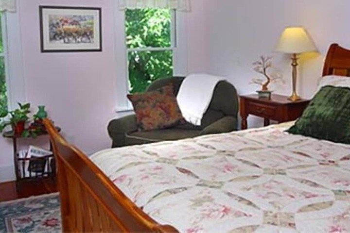 Room 12 of 32