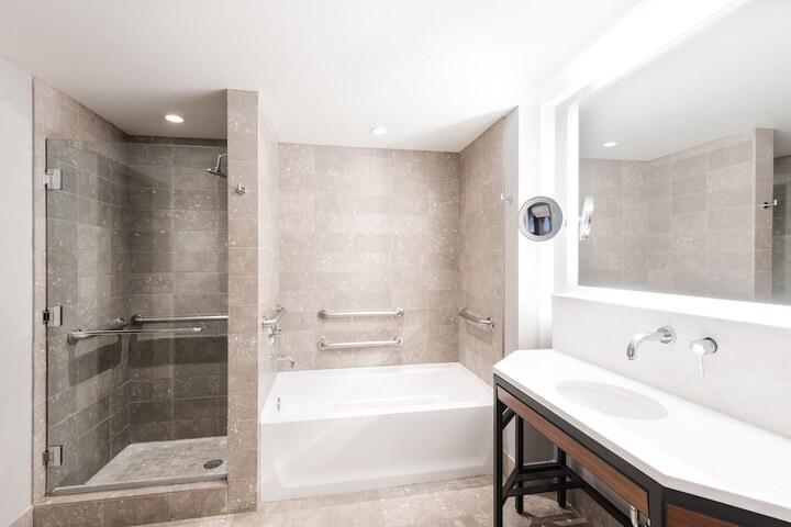 The Heathman Hotel
