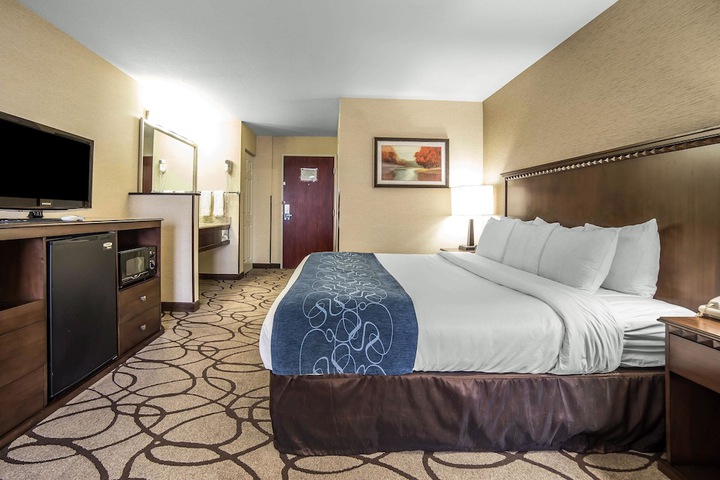 Room 22 of 33