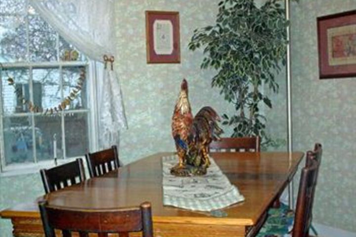 Nichols Guest House B & B