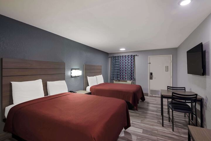 Room 21 of 31