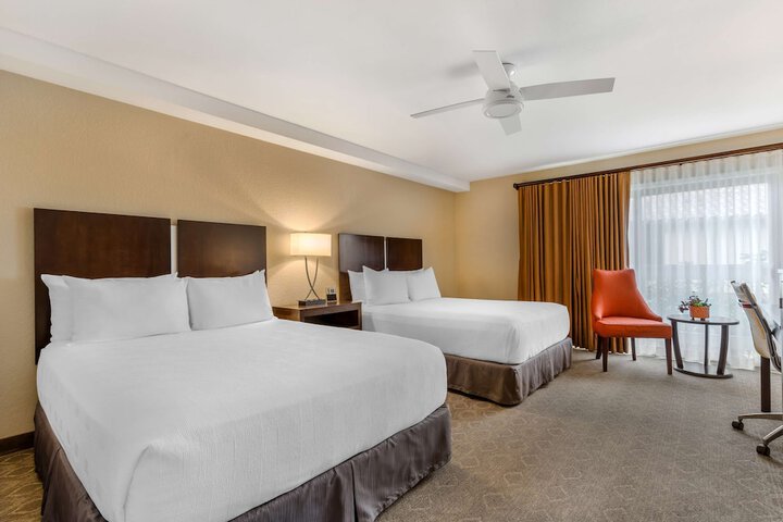 Room 40 of 63