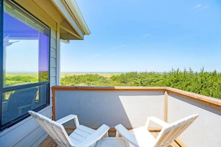 Haven Hideaway - Ocean Views from Every Room