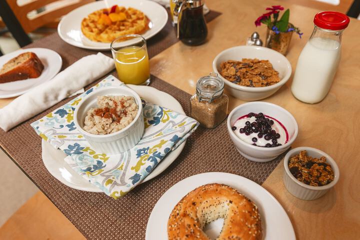 Breakfast/Coffee Service 43 of 51