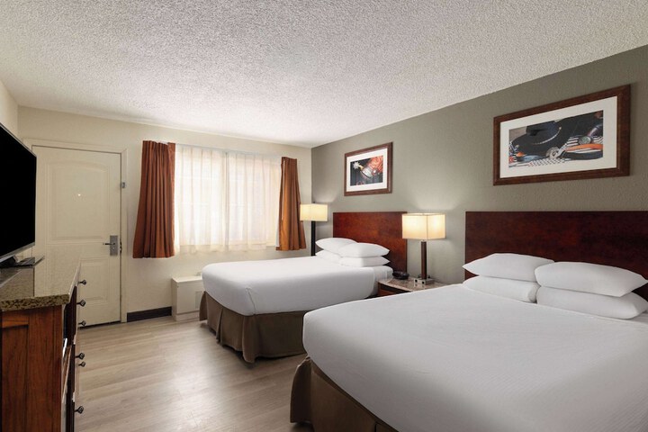 Ramada by Wyndham Elko Hotel at Stockmens Casino