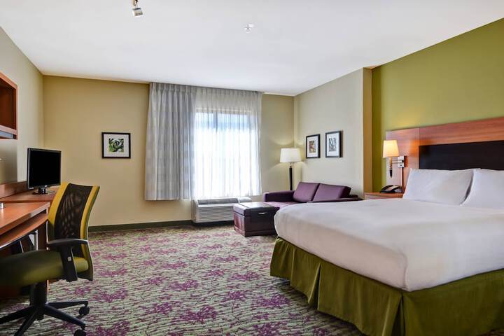 Room 20 of 38