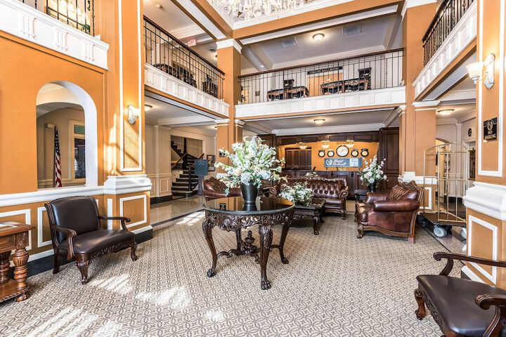 Hotel Bothwell Sedalia Central District an Ascend Collection Hotel