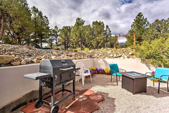 Cozy Buena Vista Apartment 4 Mi to Main Street!